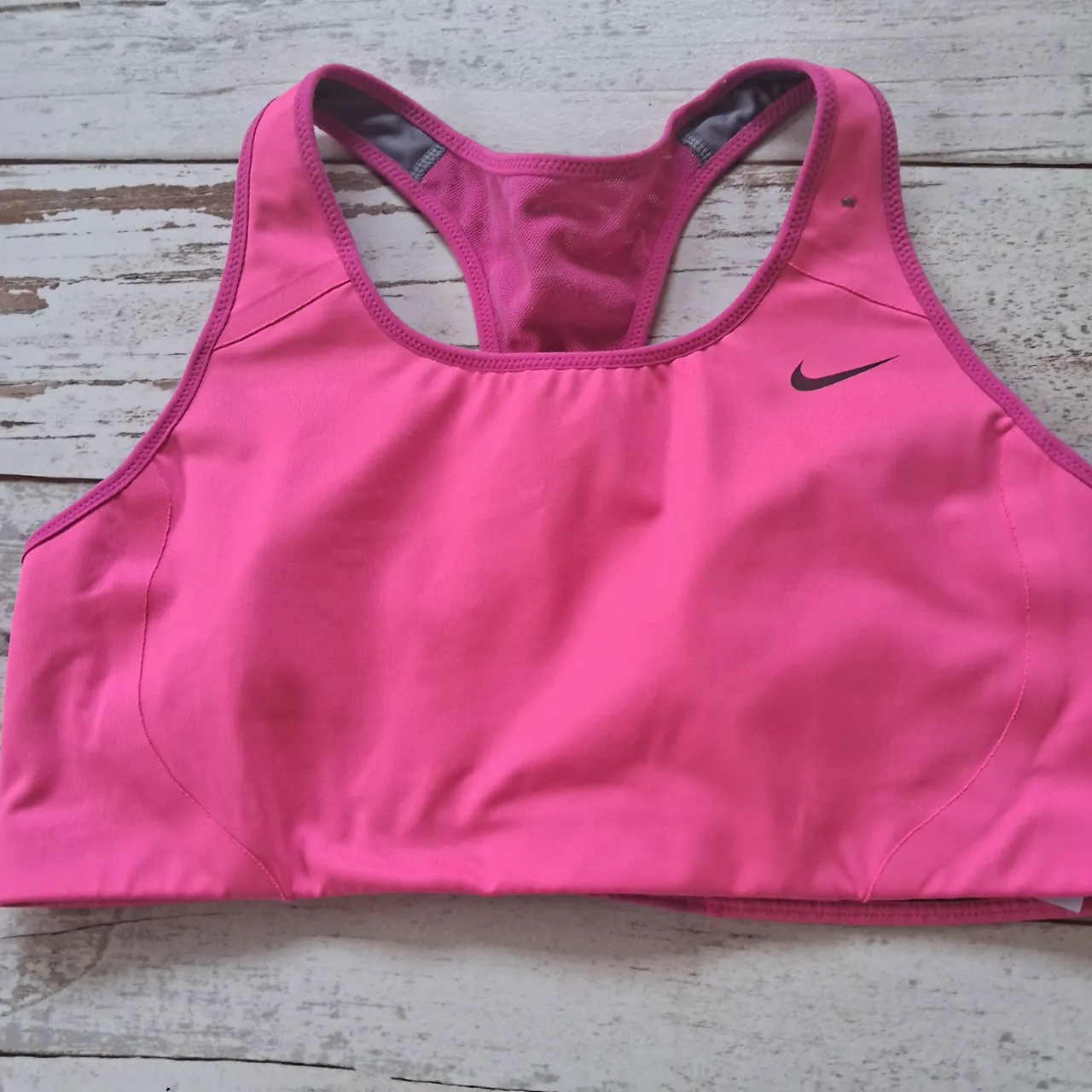 Corpiño deportivo Nike · Talle L