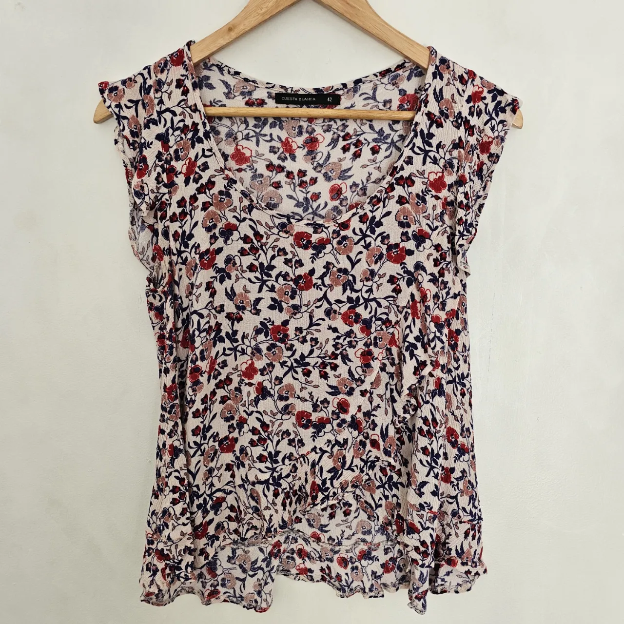 Musculosa Cuesta Blanca · Talle M