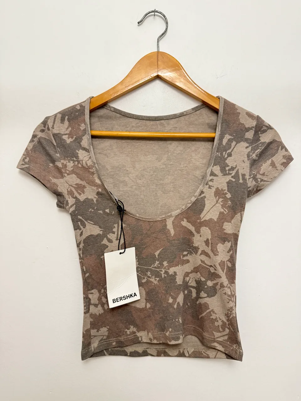 Remera Bershka · Talle S