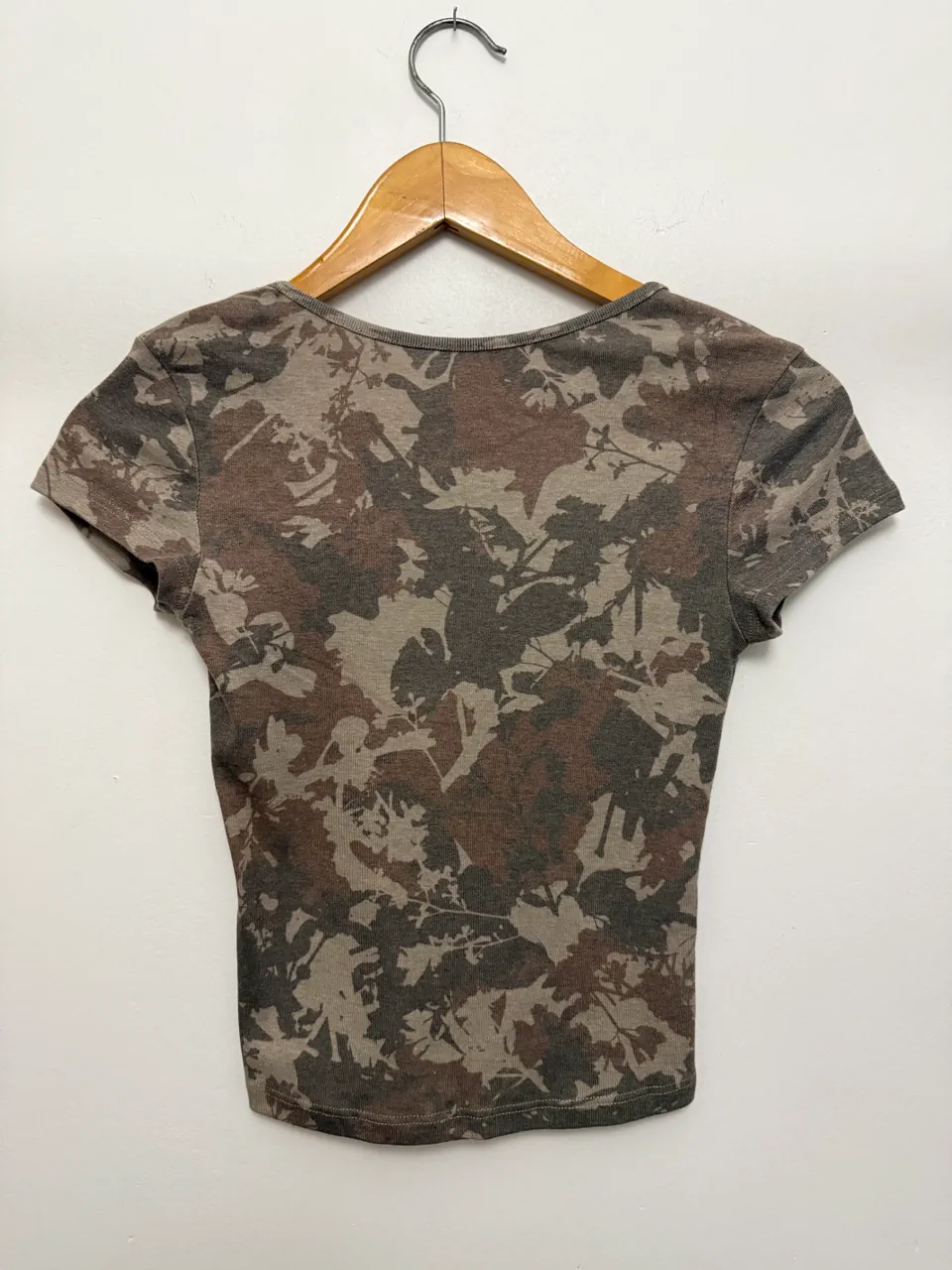 Remera Bershka · Talle S