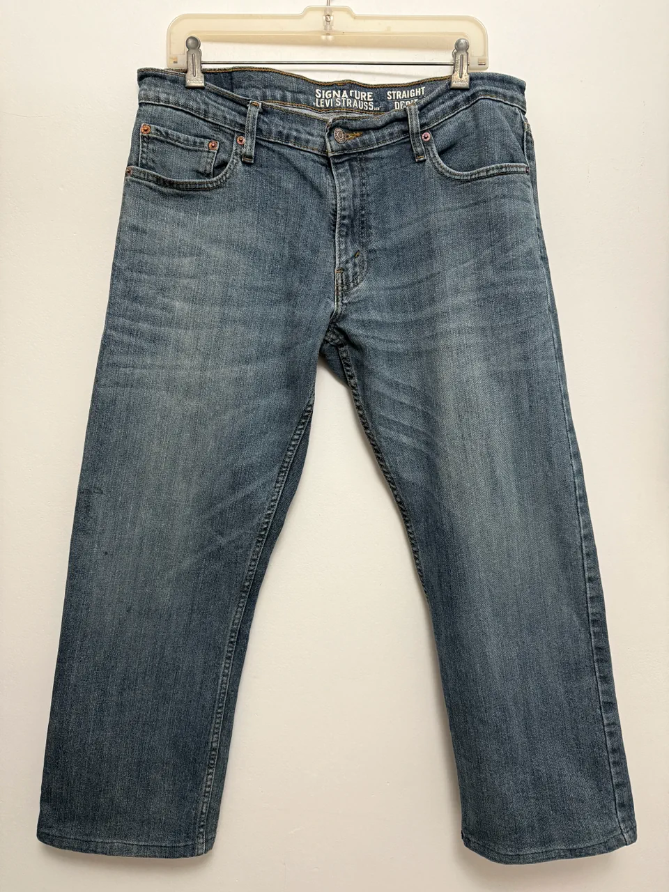 Jean Levi's - imagen 1