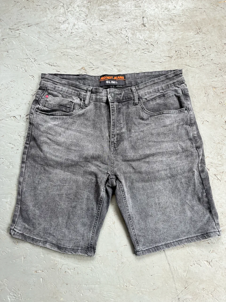 Red hot jeans · Talle MEX/ARG 42