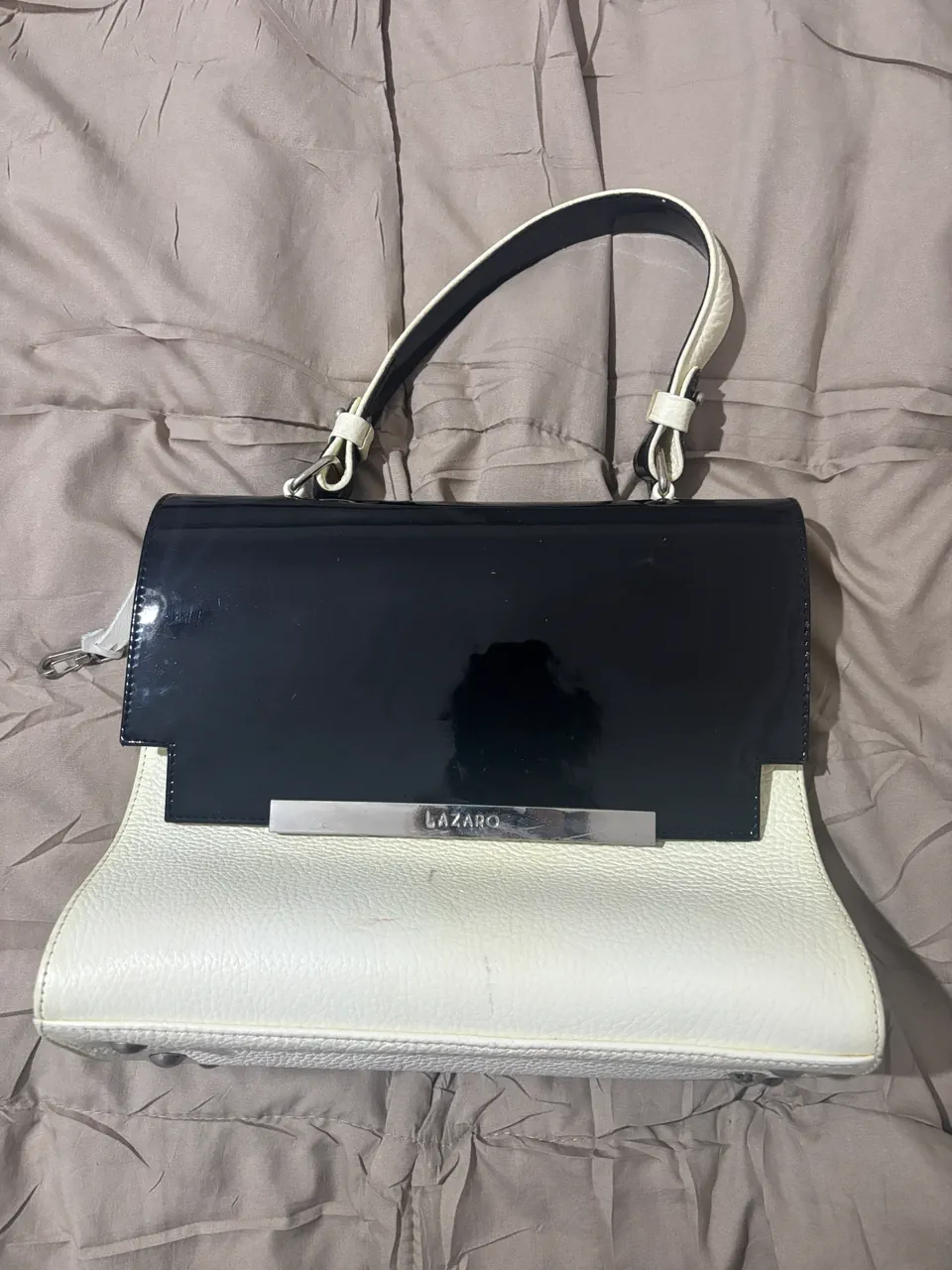 Cartera Lázaro