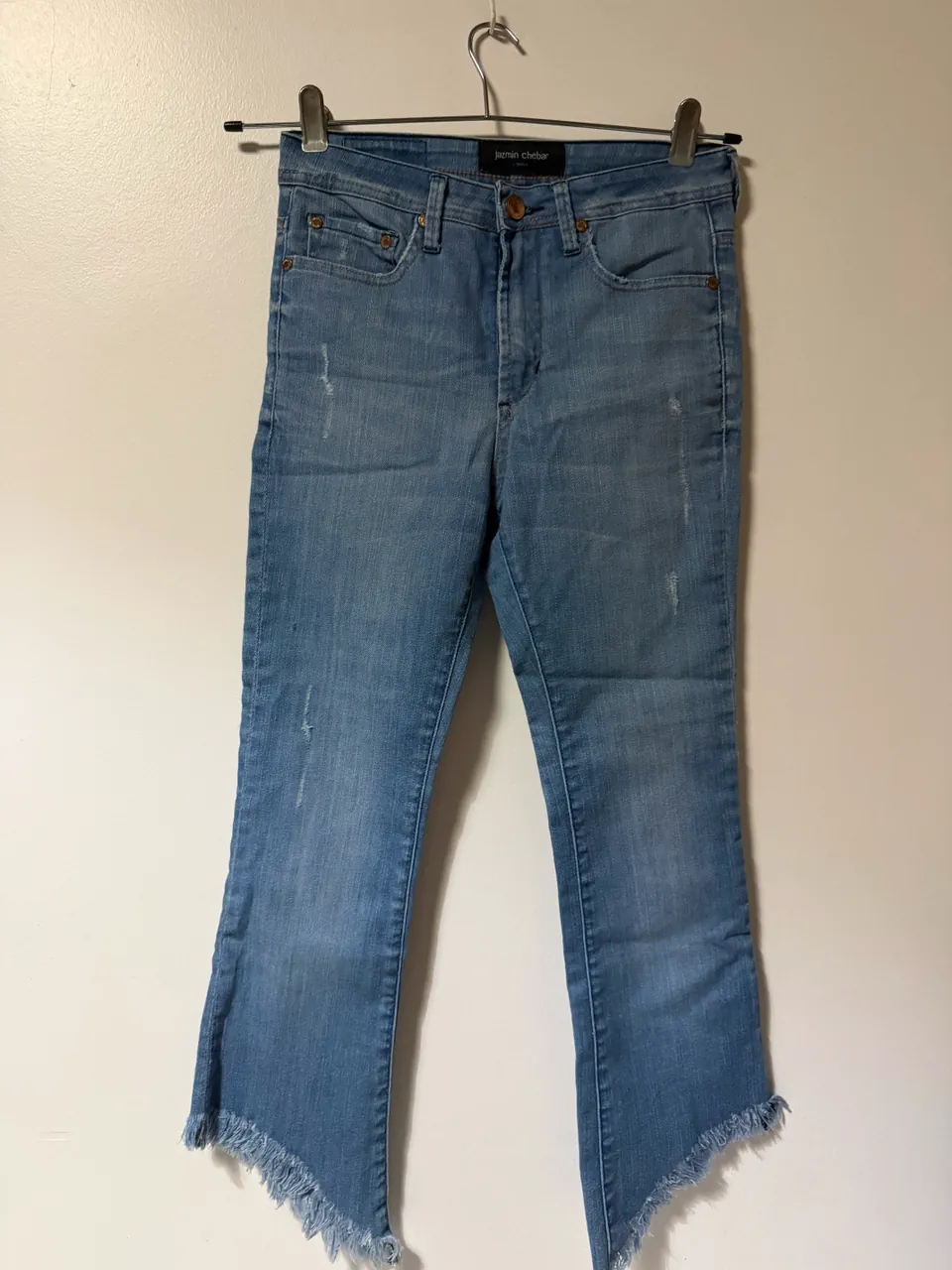 Jean Jazmín Chebar · Talle XS
