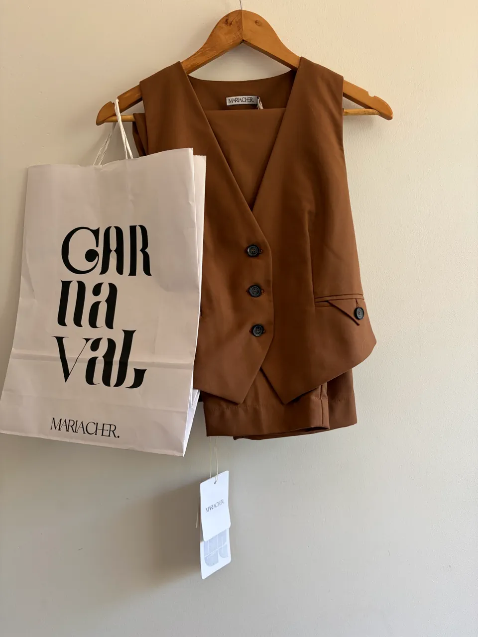 Conjunto sastrero Maria Cher · Talle M