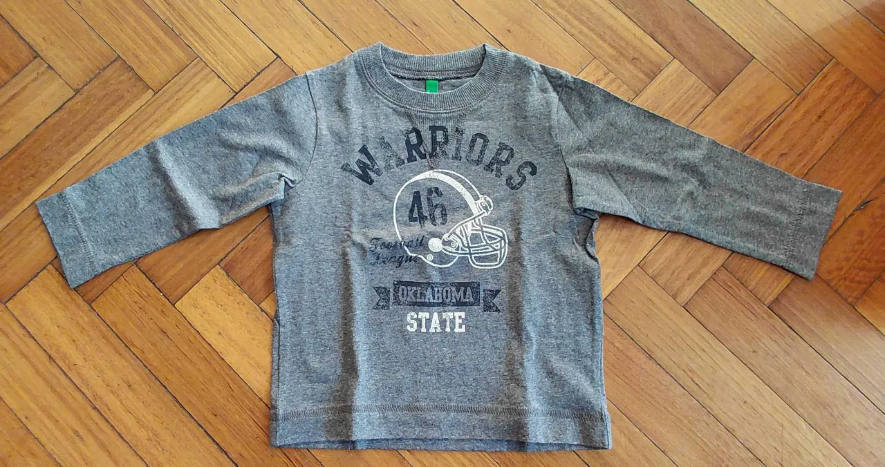Remera United Colors of Benetton · Talle 12–18 meses / 80 cm