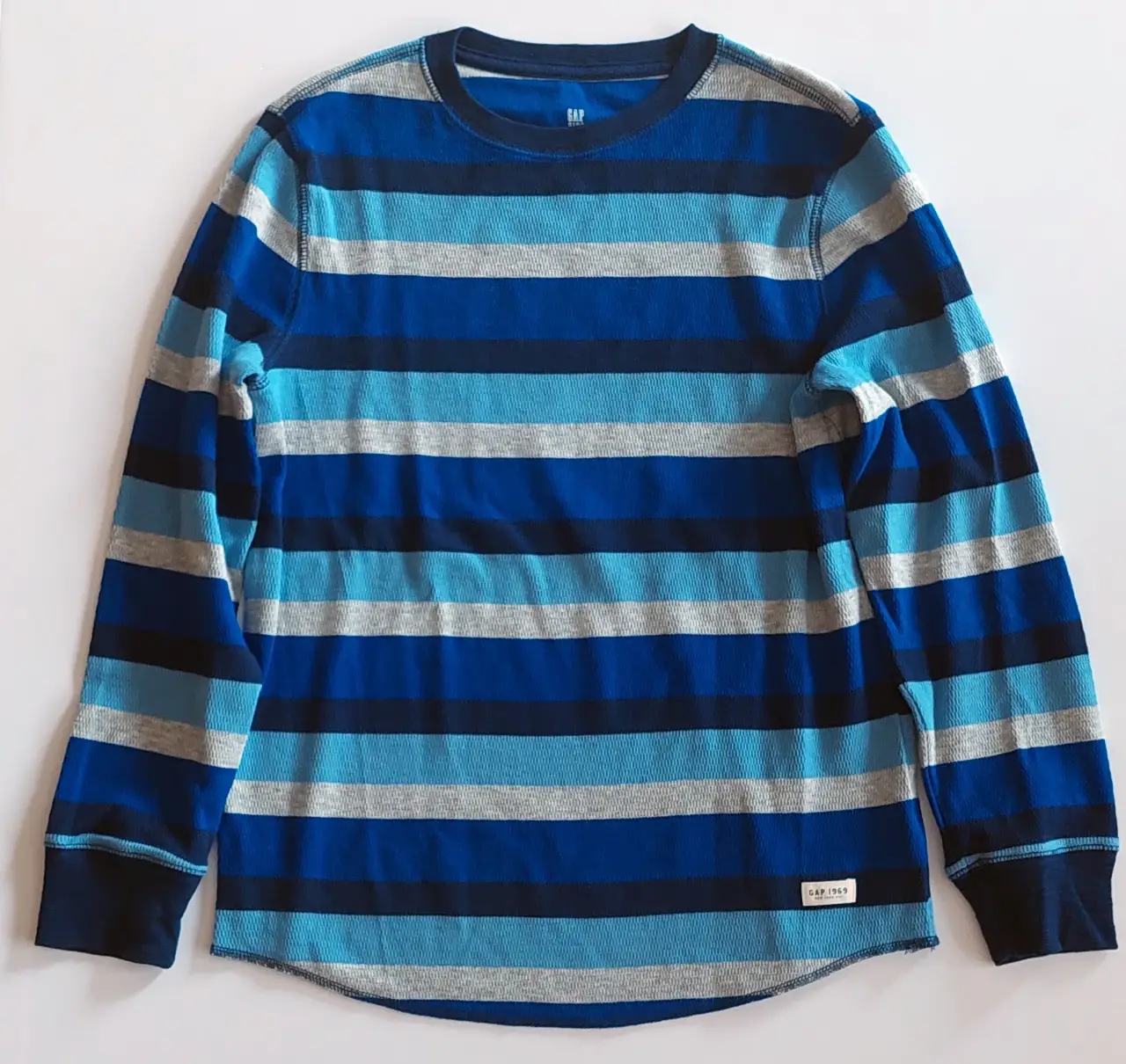 Remera GAP · Talle L