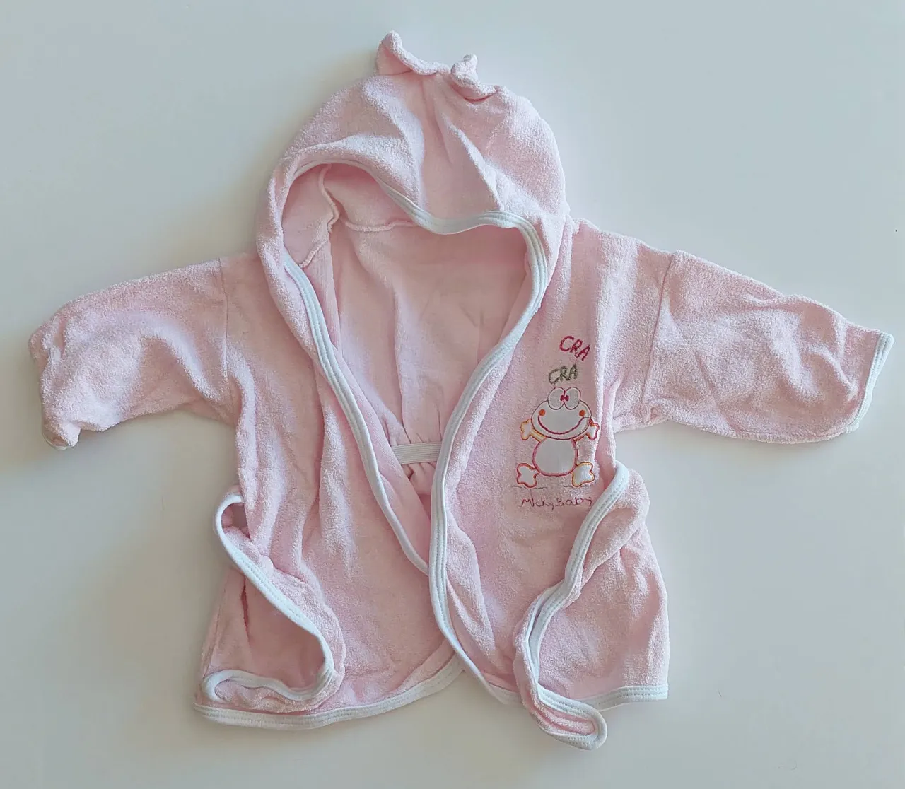 Bata Generic · Talle 1-3 meses / 56 cm