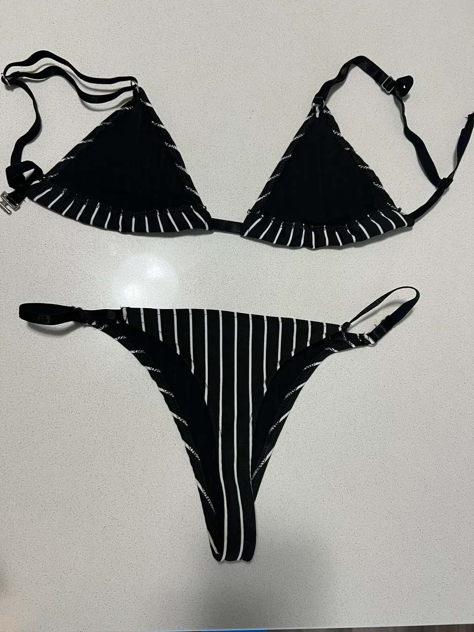 Bikini Emprendimiento - imagen 2