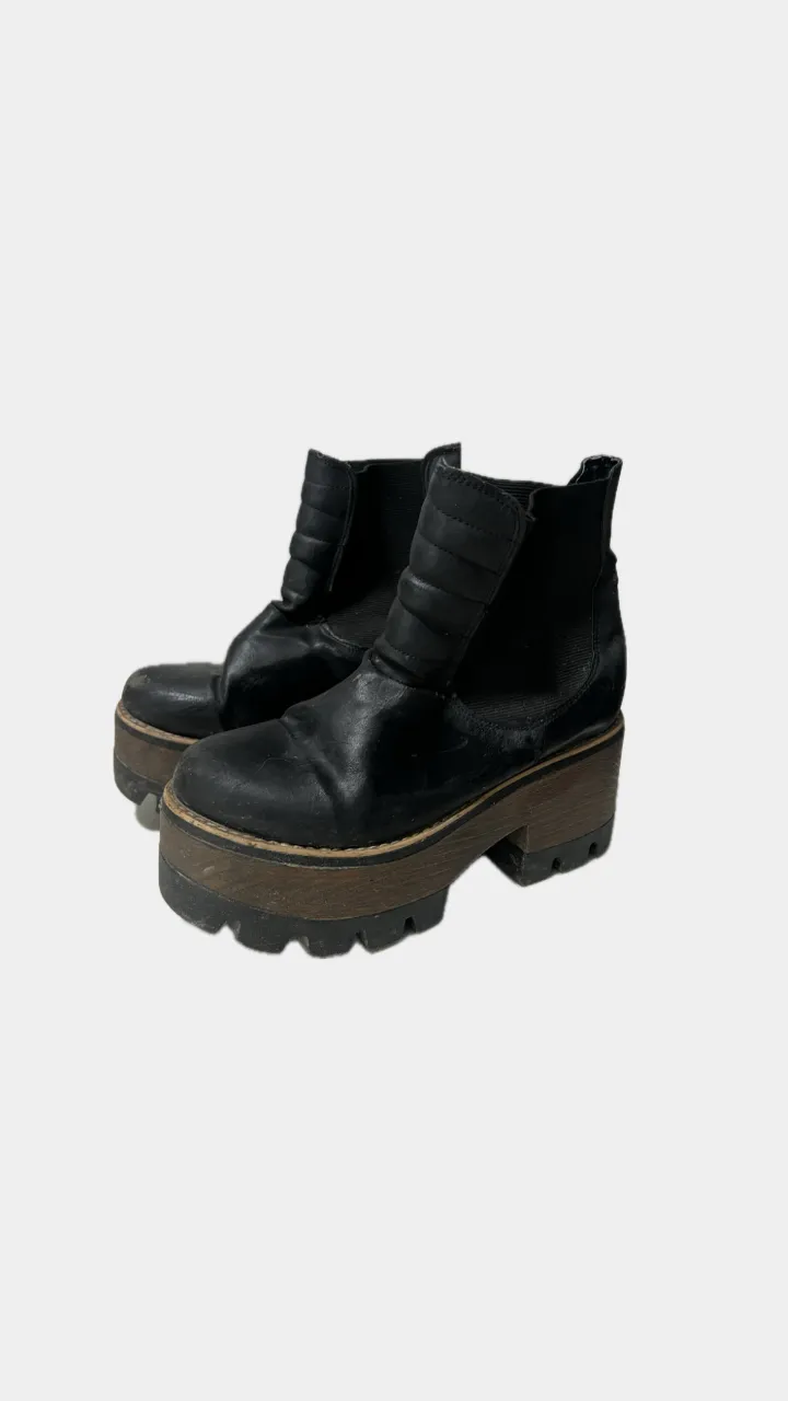 Borcegos Local · Talle AR 38