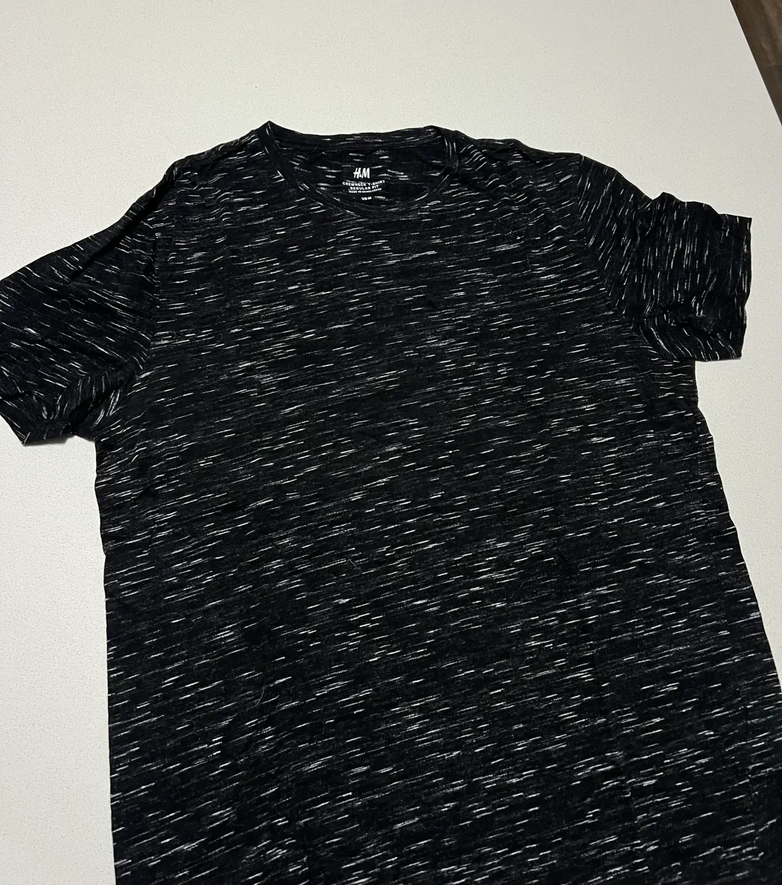 Remera H&M - imagen 1