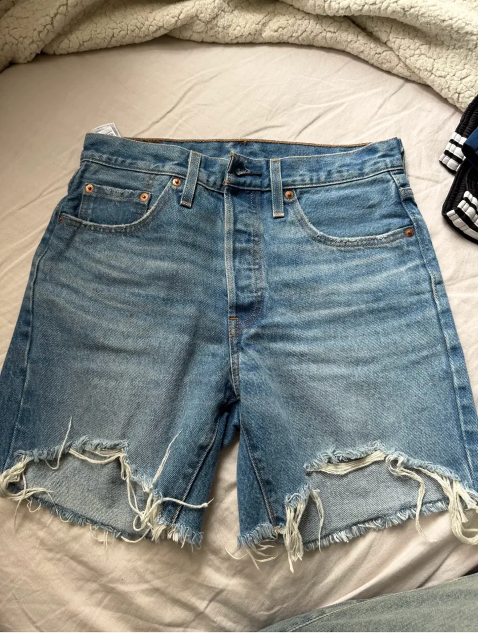 Short Levi's · Talle M