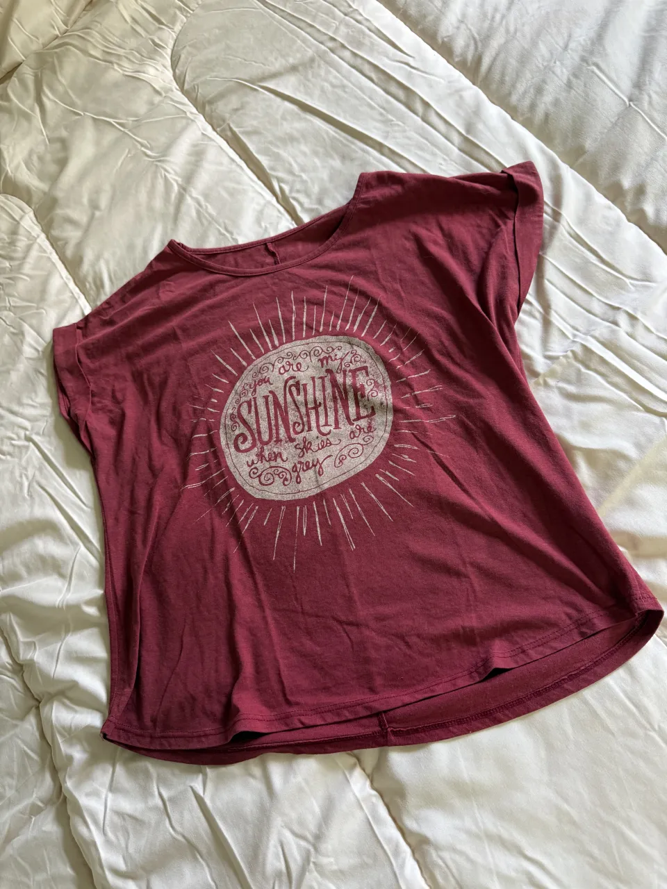 Remera A ≠ · Talle M