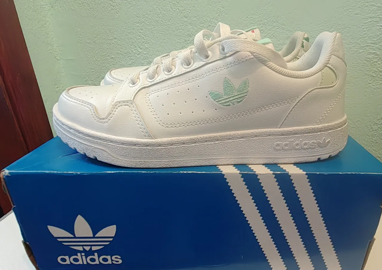 Zapatillas adidas - imagen 1