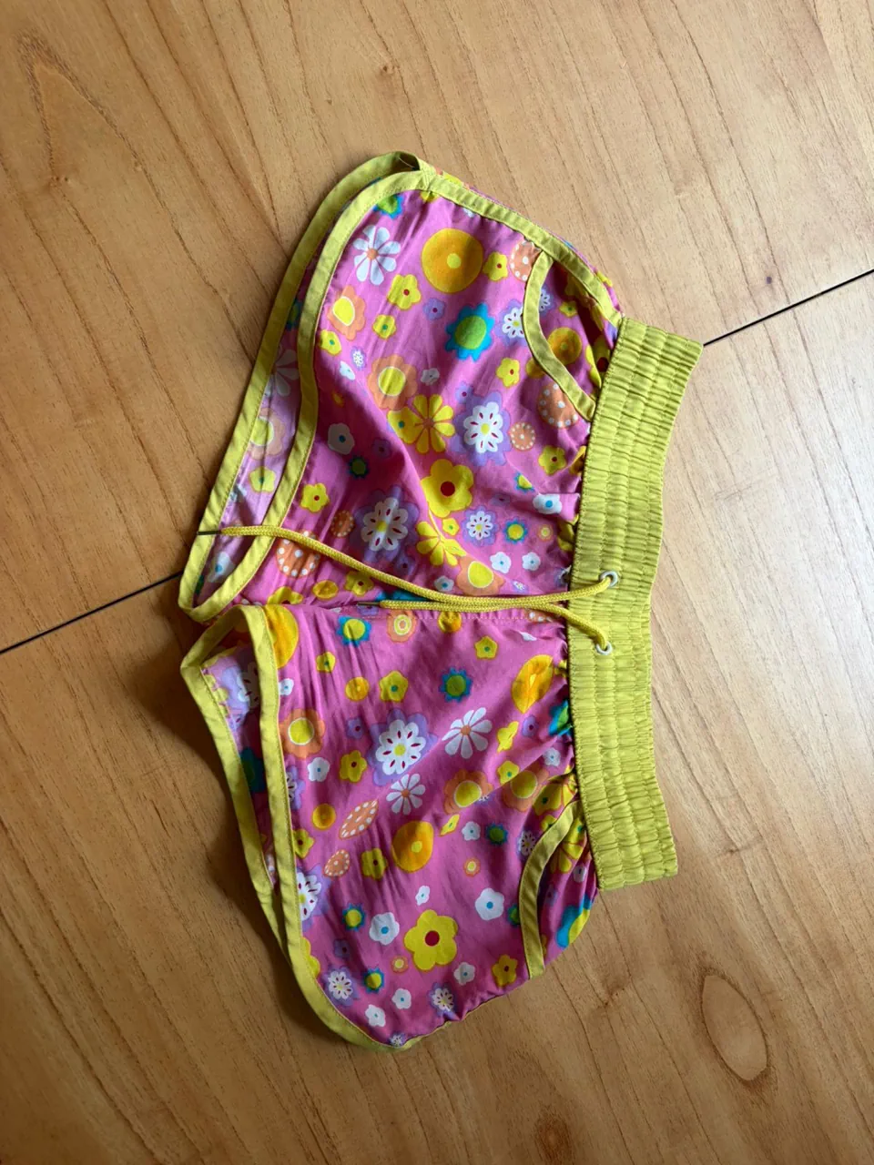 Short A ≠ - imagen 1