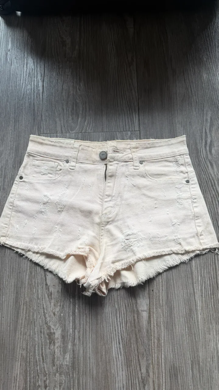 Short Delaostia - imagen 1