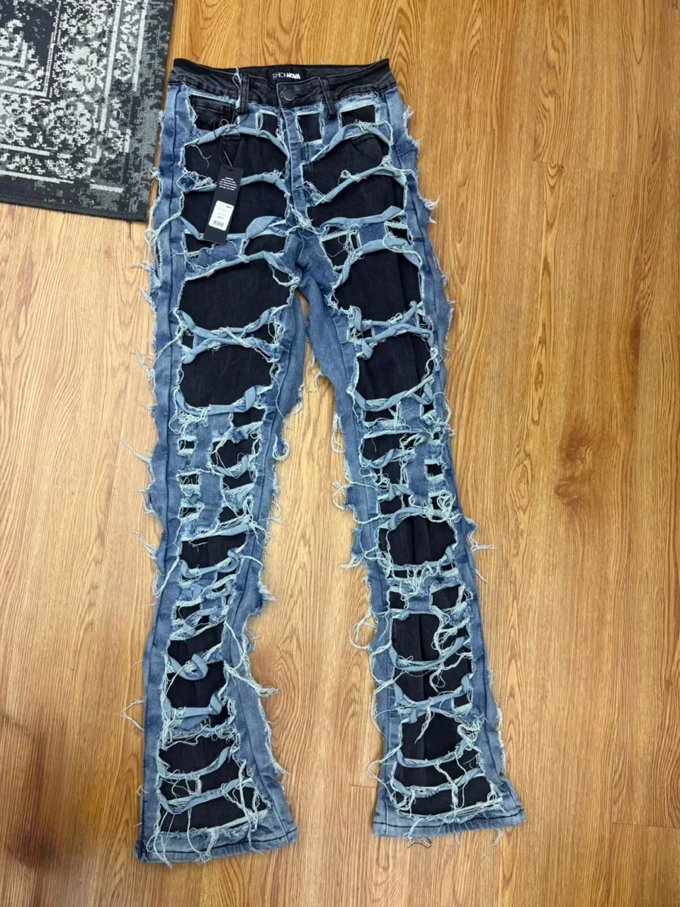 Fashion Nova · Talle US 24