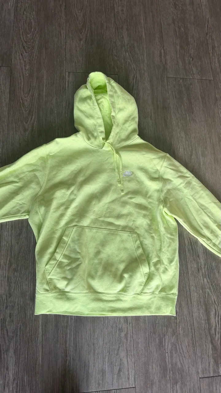 Buzo Nike · Talle L