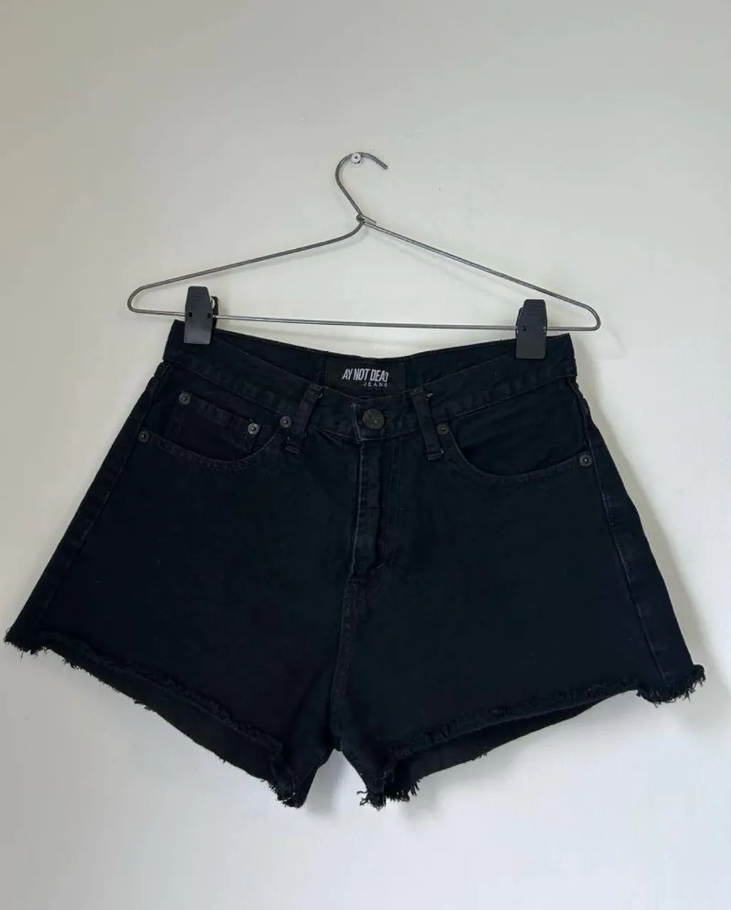 Short Ay Not Dead · Talle MEX/ARG 24