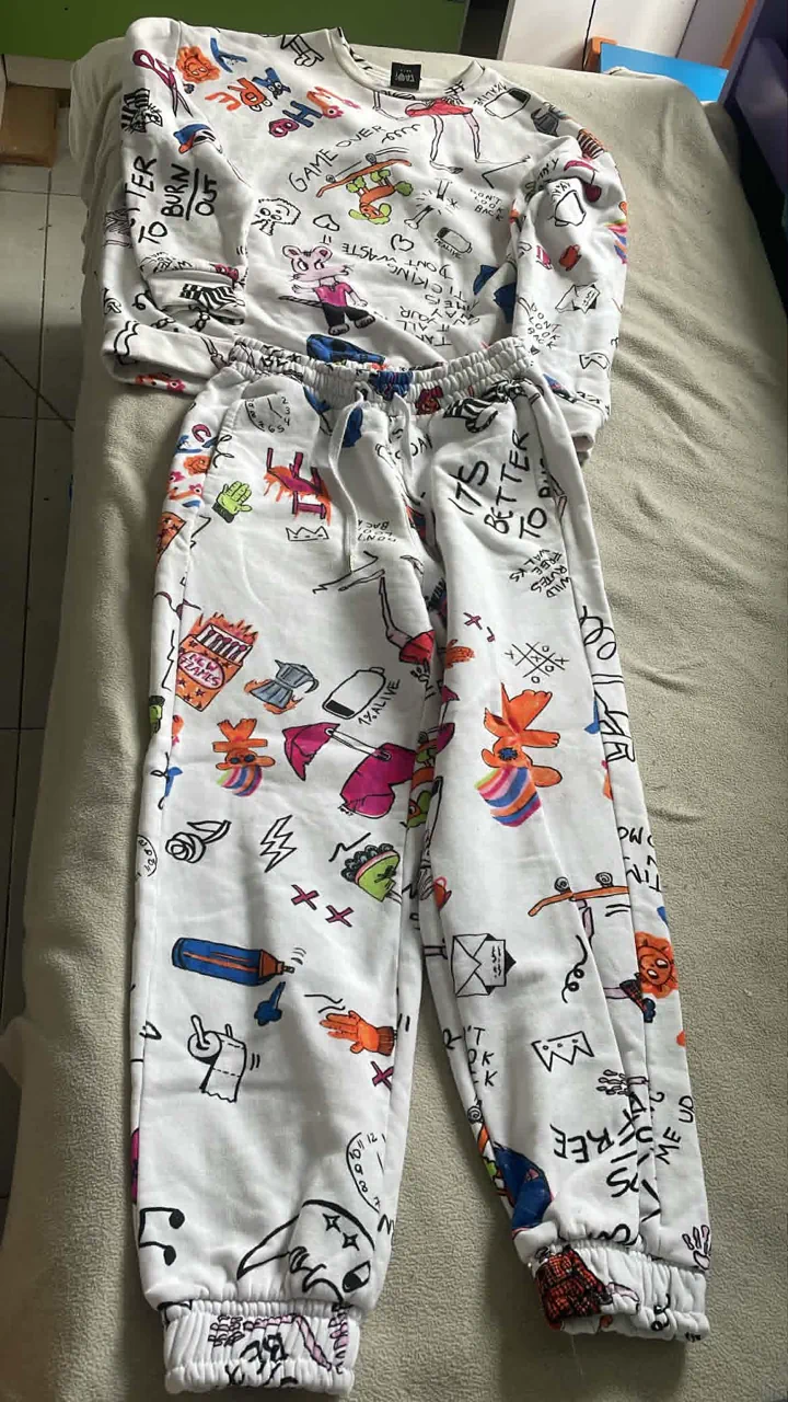 Buzo 47 Street · Talle 2