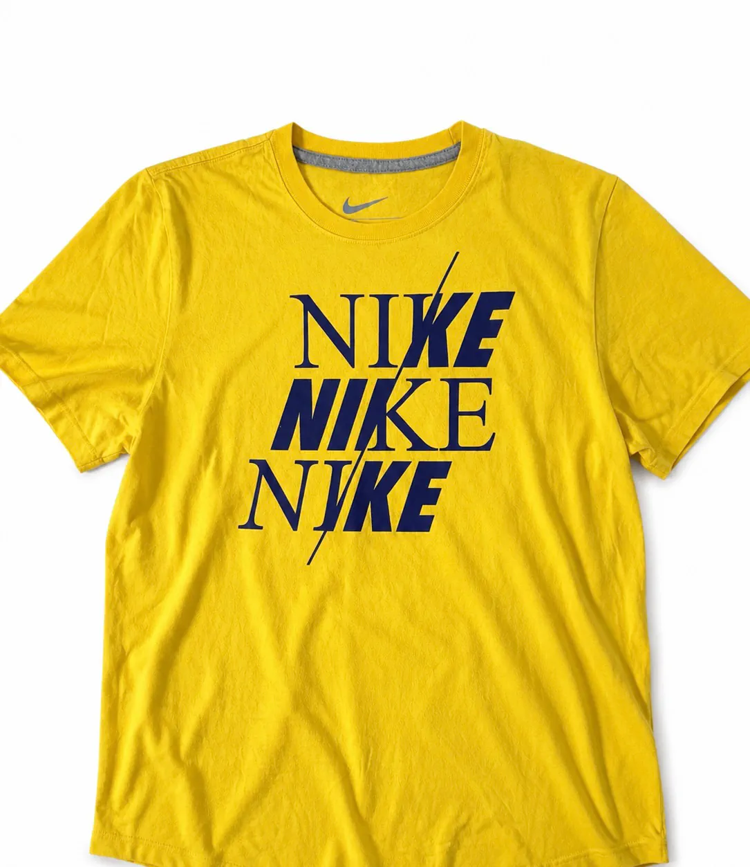 Remera Nike · Talle M
