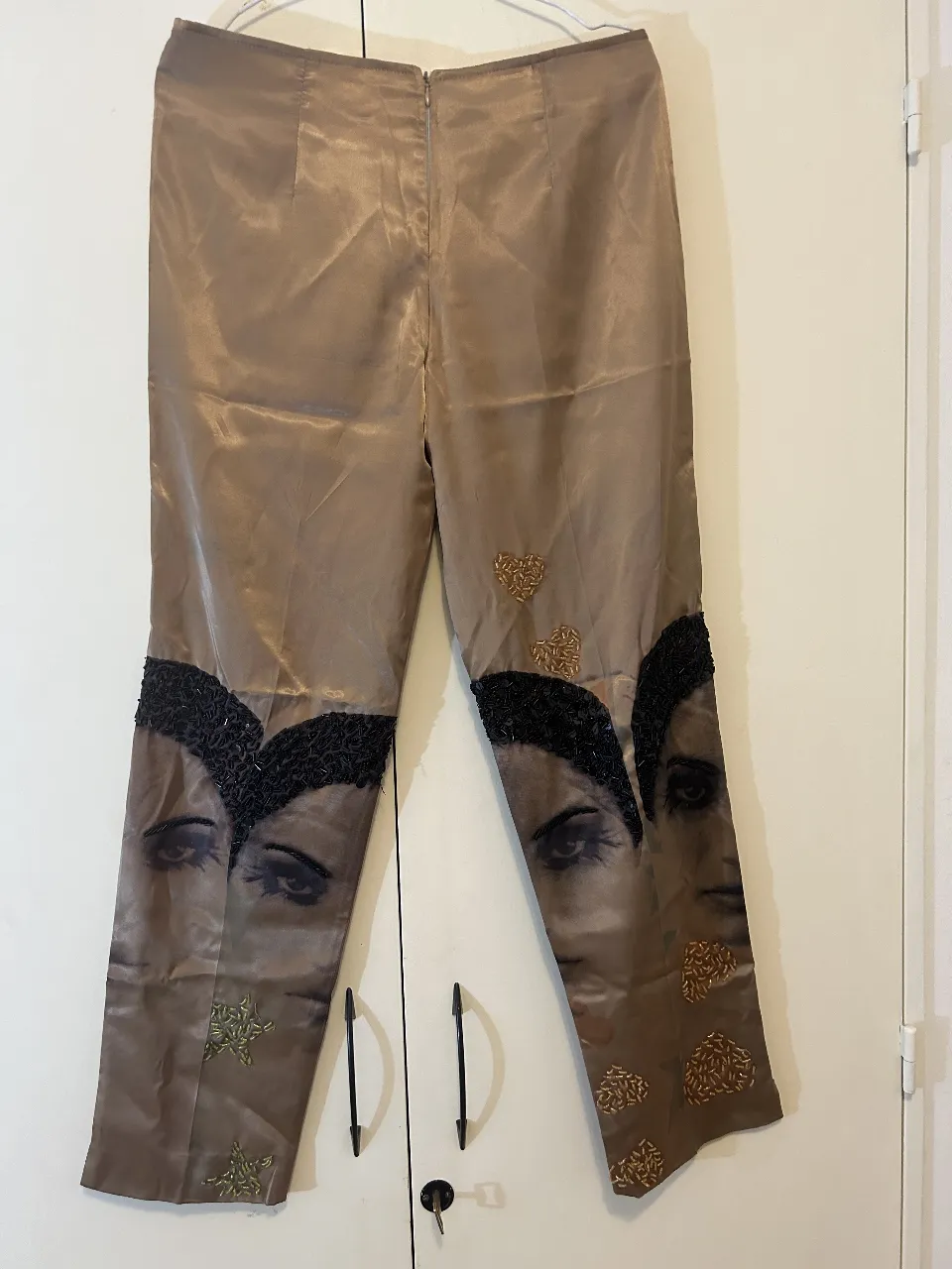 Pantalón Mourine dinnar · Talle M