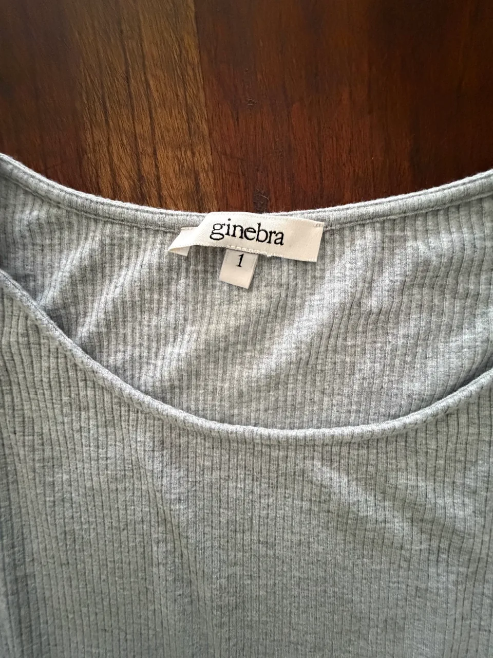 Remera Ginebra - imagen 1