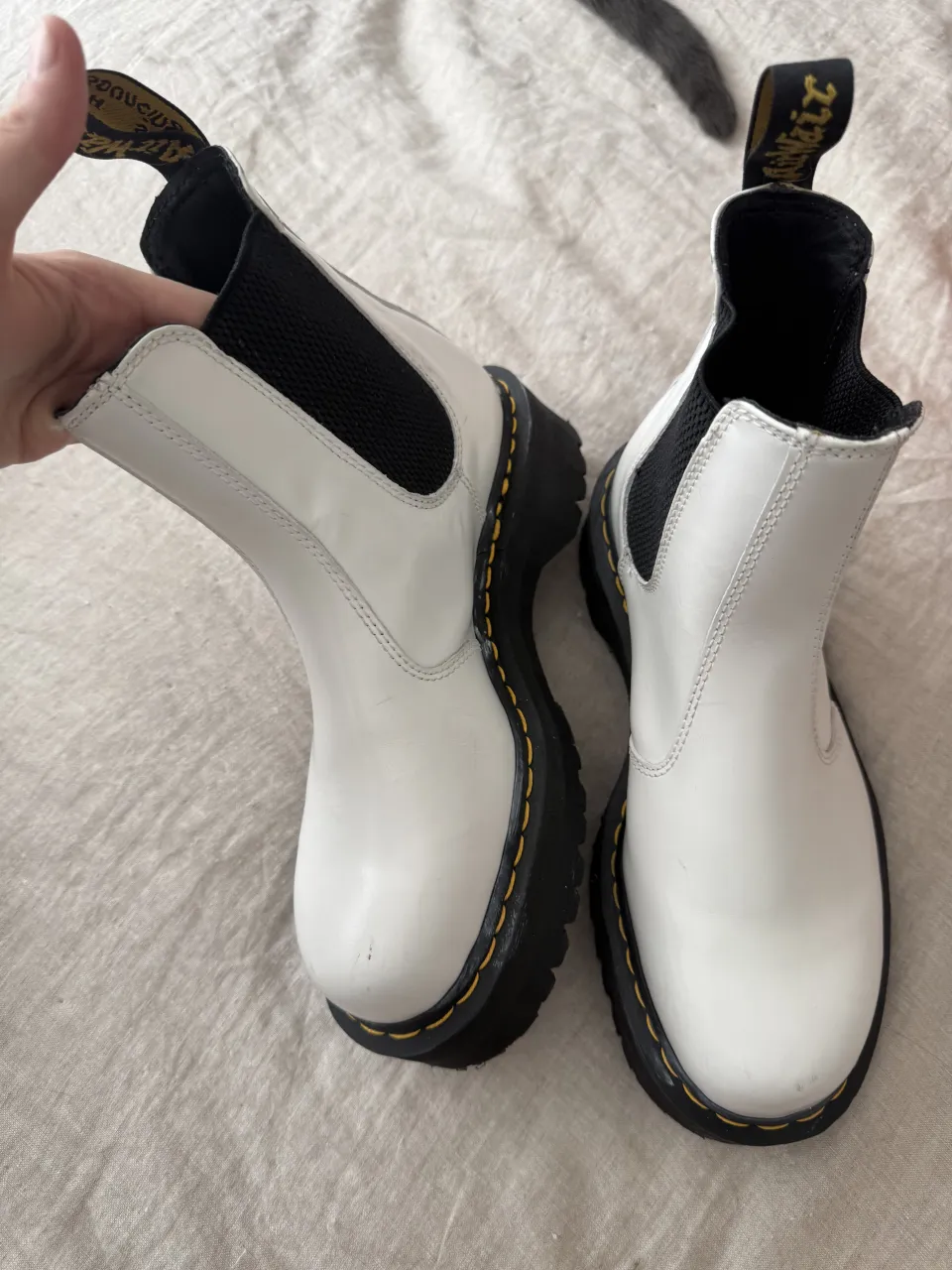Dr. Martens · Talle AR 41