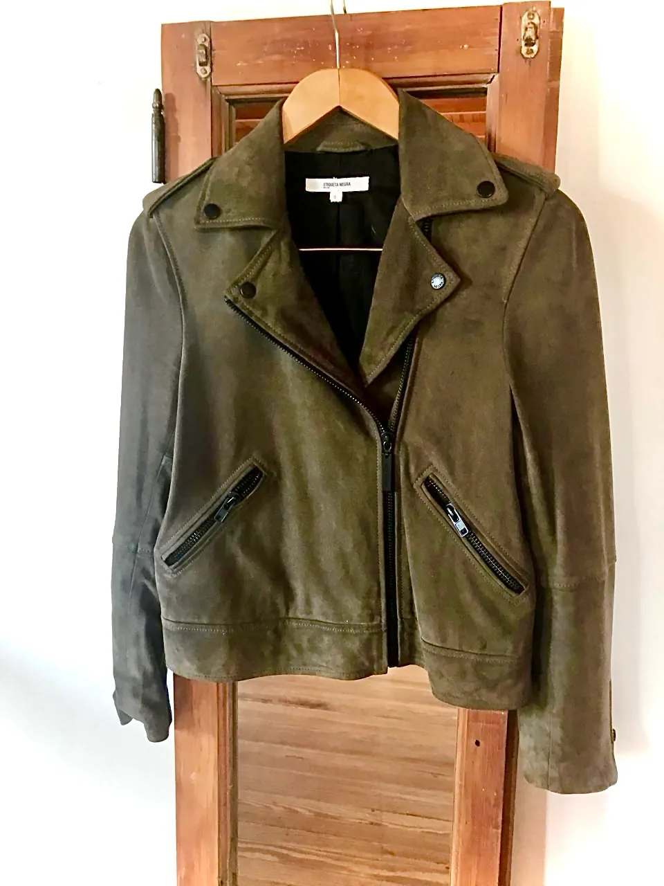 Campera Etiqueta Negra · Talle S
