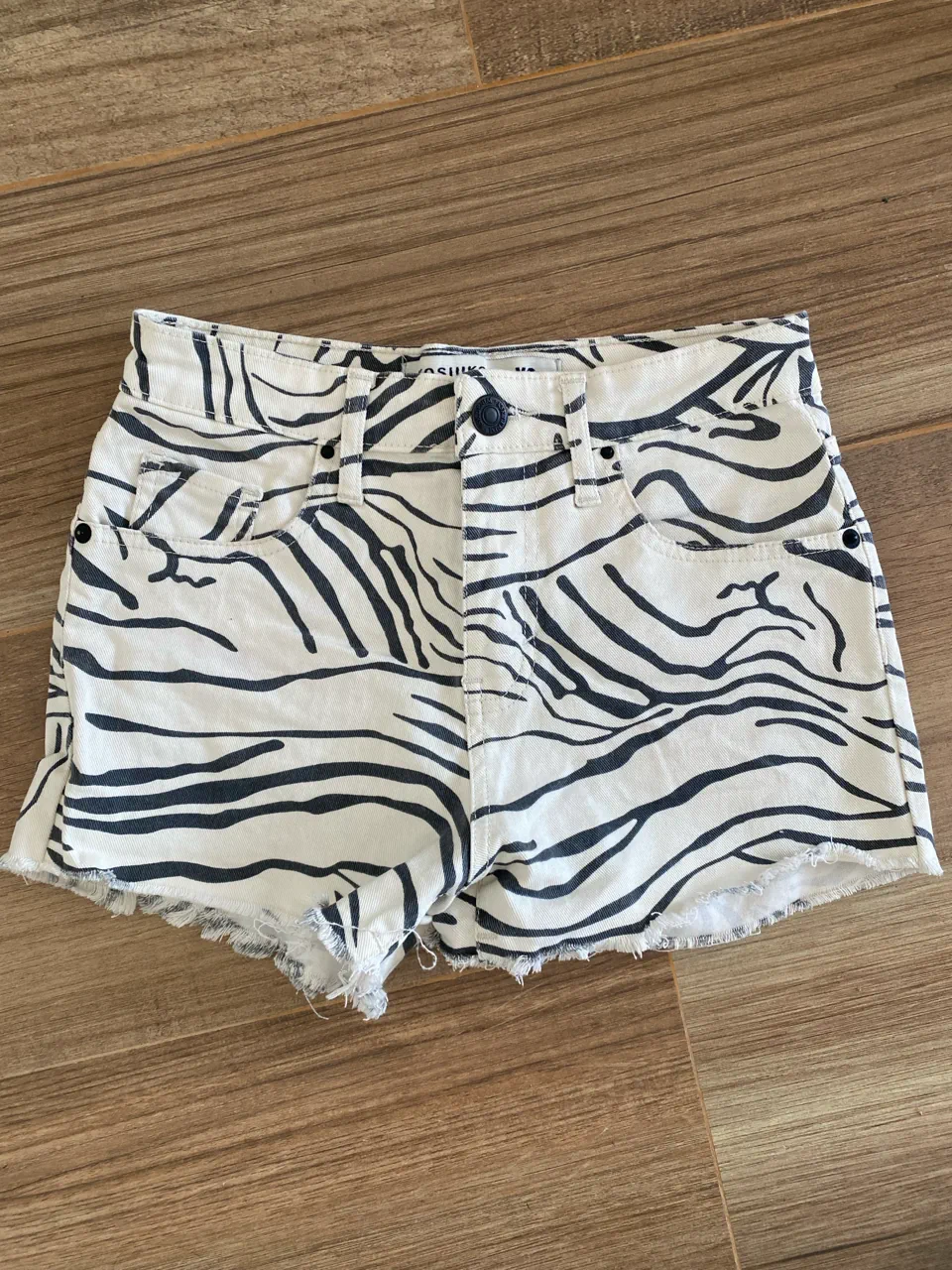 Short Kosiuko - imagen 1