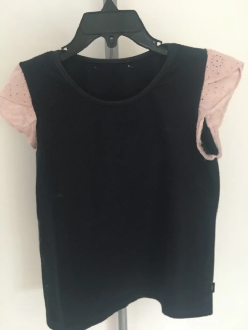 Remera Akiabara · Talle 6 años / 116 cm
