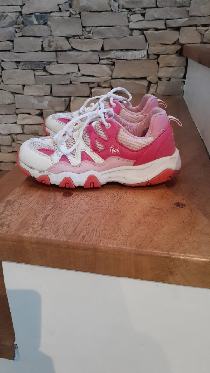 Zapatillas Footy · Talle AR 34