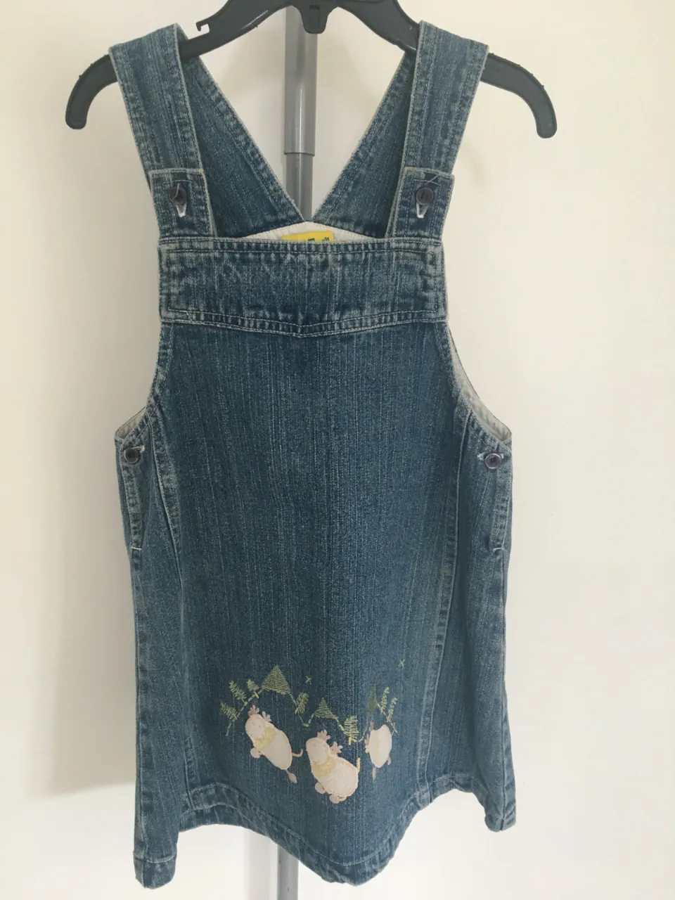 Jardinero corto Body twill · Talle 24–36 meses / 92 cm