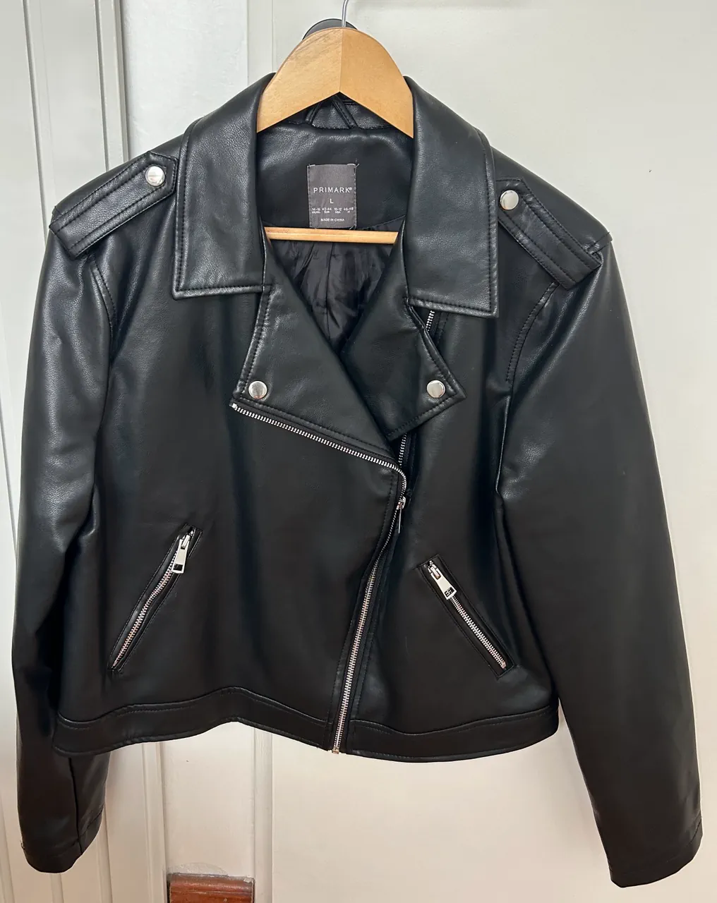 Campera Primark · Talle L