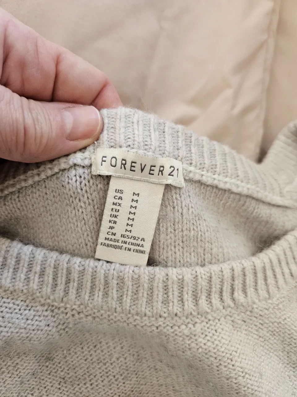 Sweater Forever 21 · Talle M