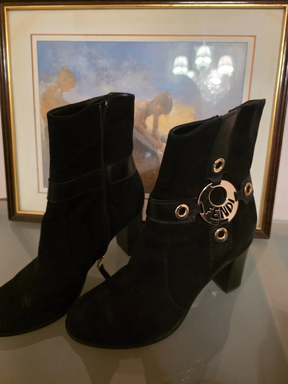 Fendi · Talle AR 38