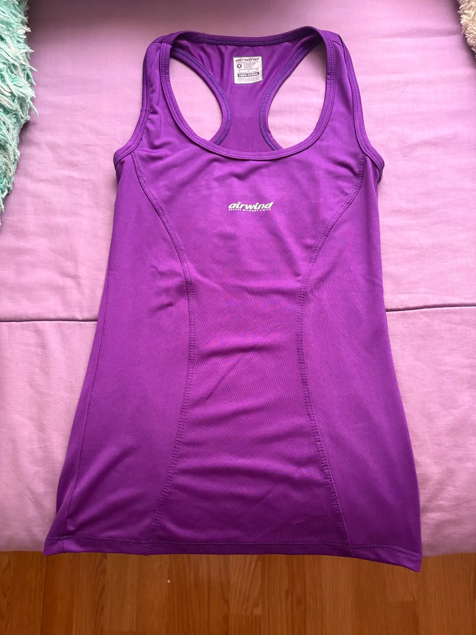 Musculosa Airwind · Talle S