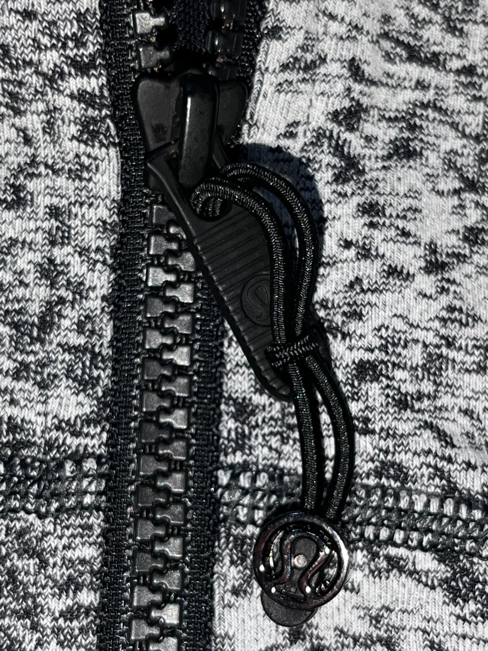 Buzo Lululemon - imagen 4