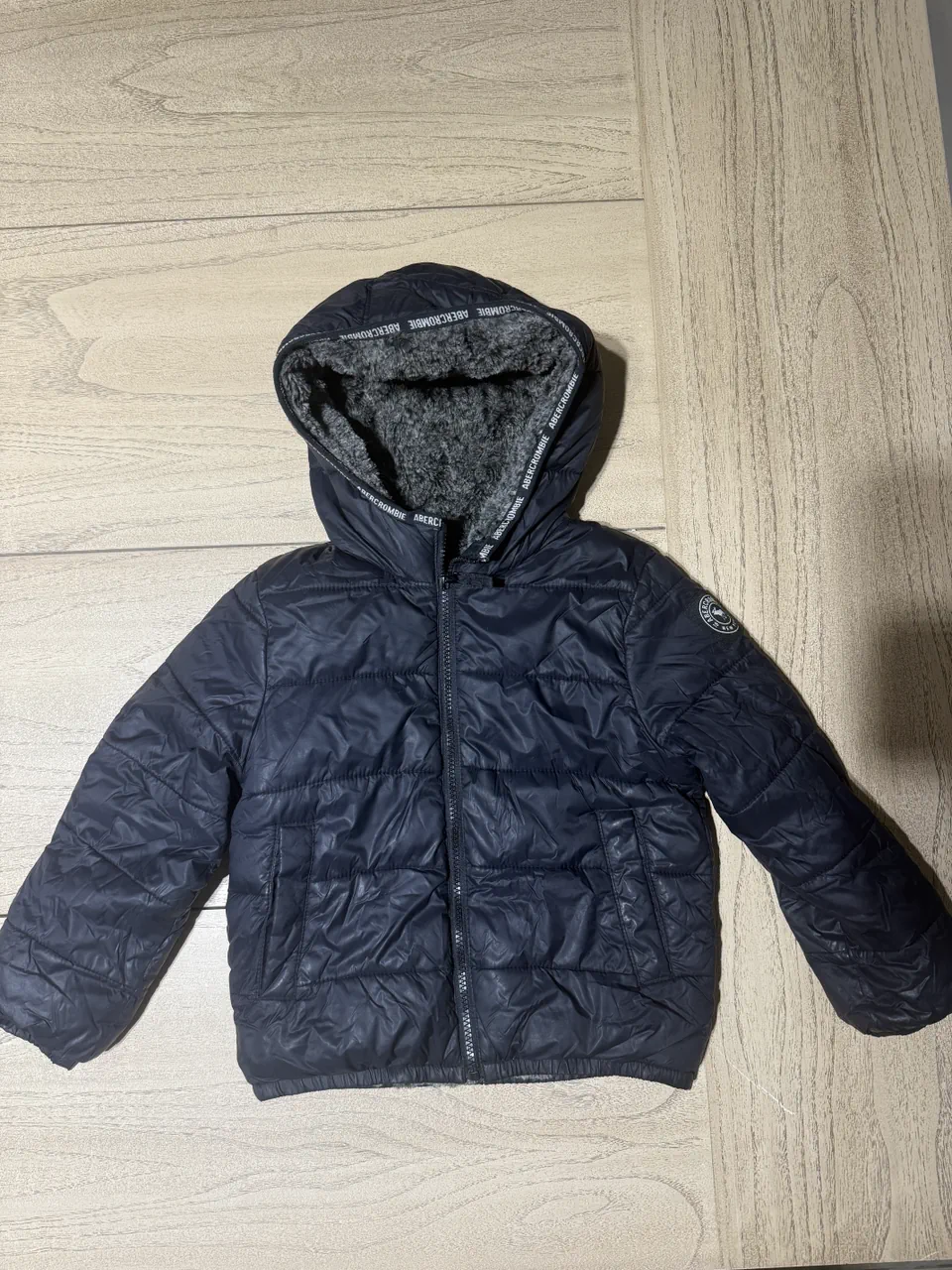 Abercrombie kids · Talle 5 años / 110 cm