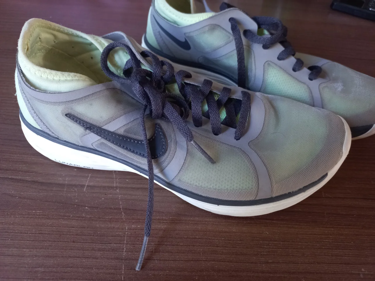 Nike · Talle EU 35