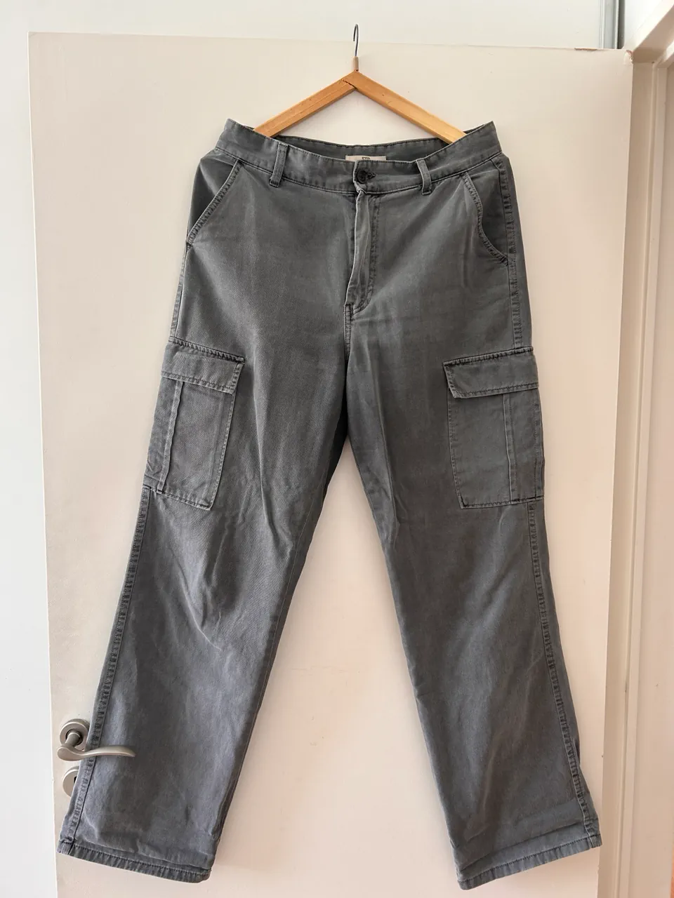 Pantalón Stradivarius - imagen 1