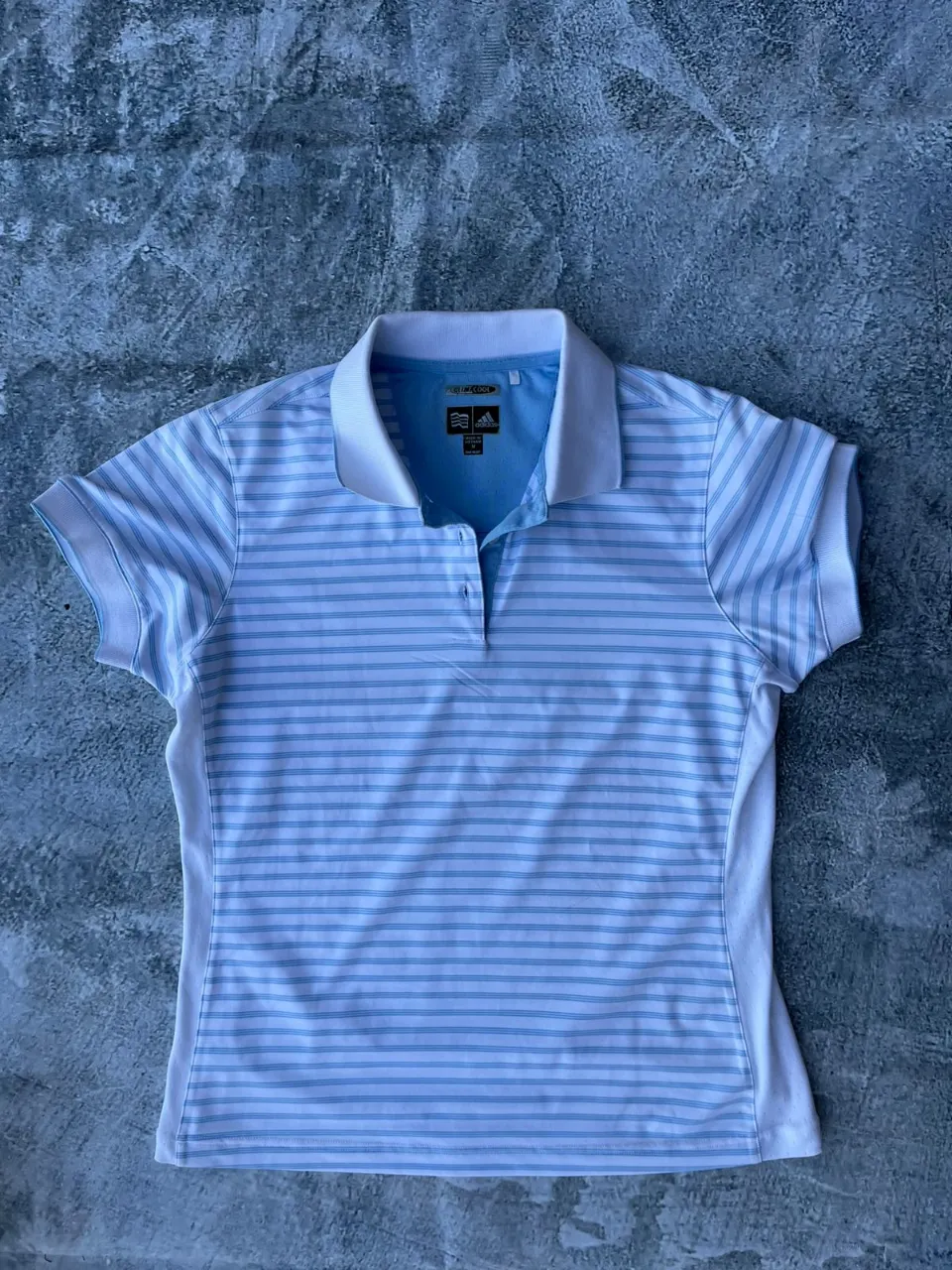 adidas · Talle M