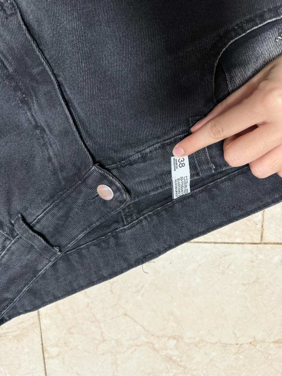 Jean Showroom - imagen 3