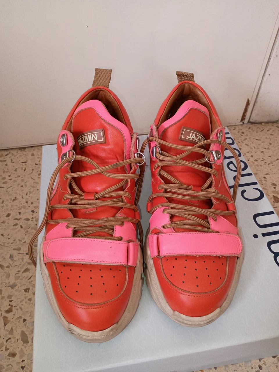 Zapatillas Jazmín Chebar · Talle AR 40