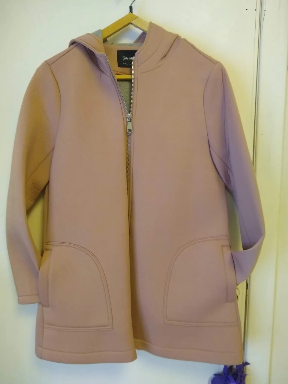 Campera Stradivarius · Talle L