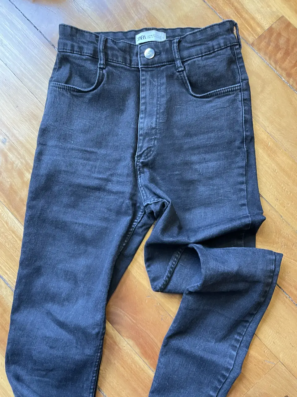 Zara · Talle EU 36