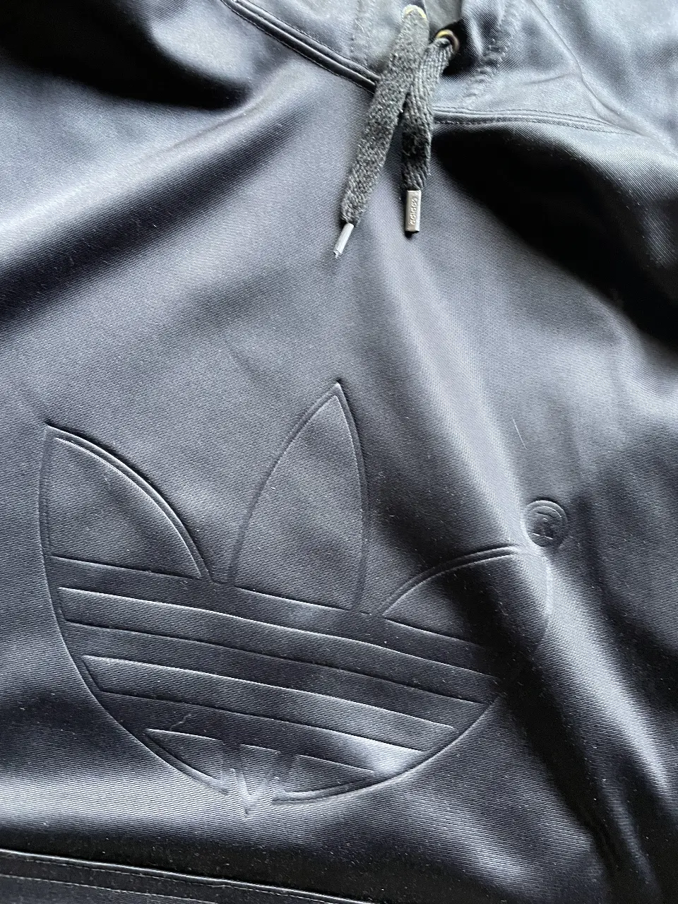 adidas · Talle L
