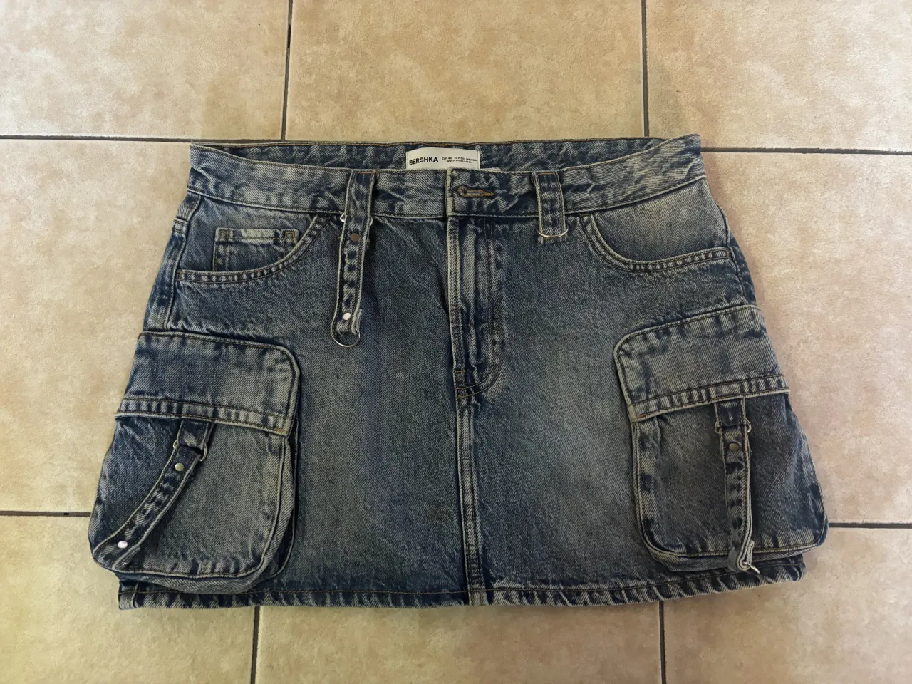 Minifalda Bershka - imagen 1