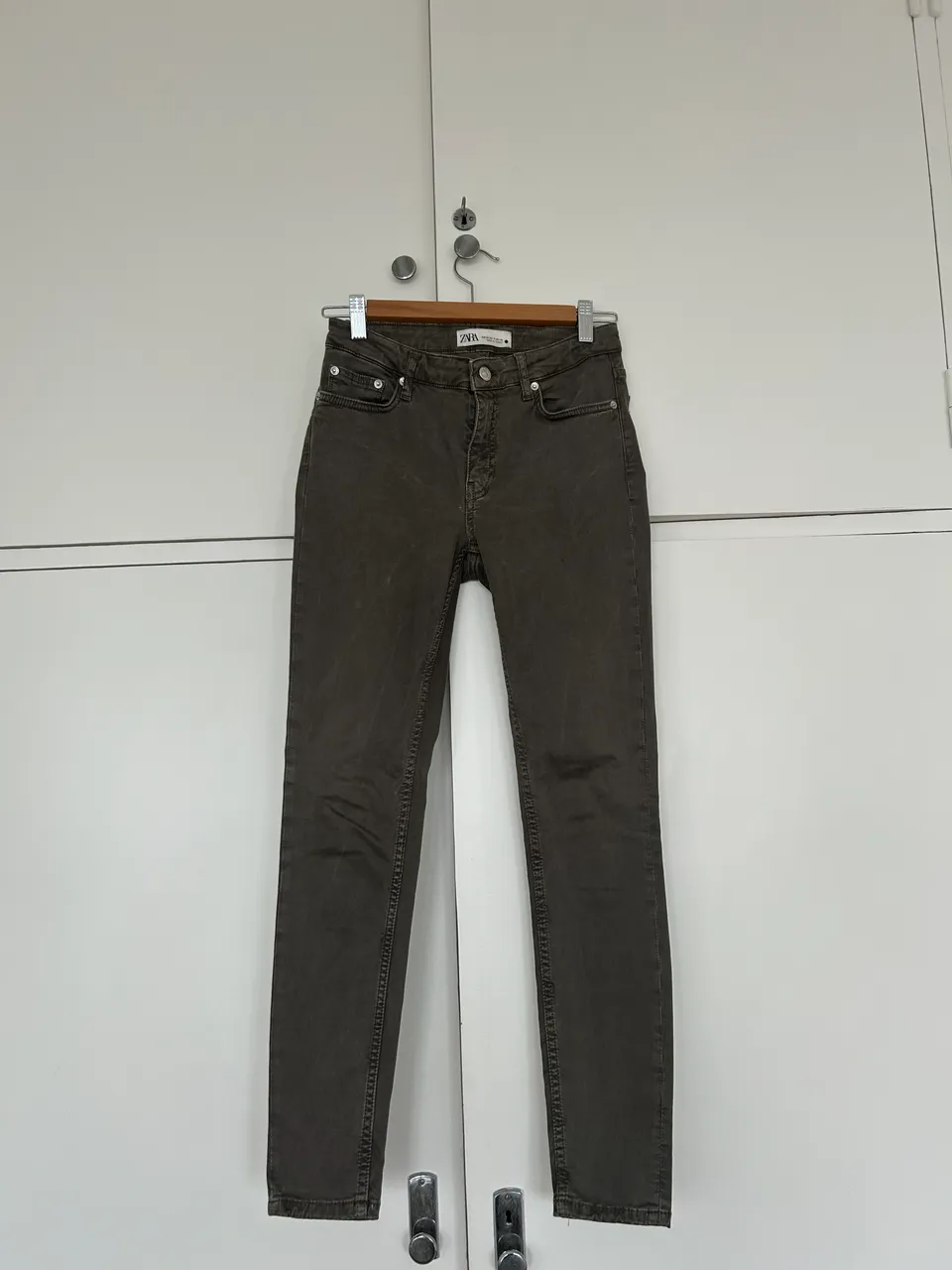 Zara · Talle EU 36