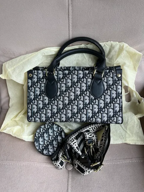 Dior